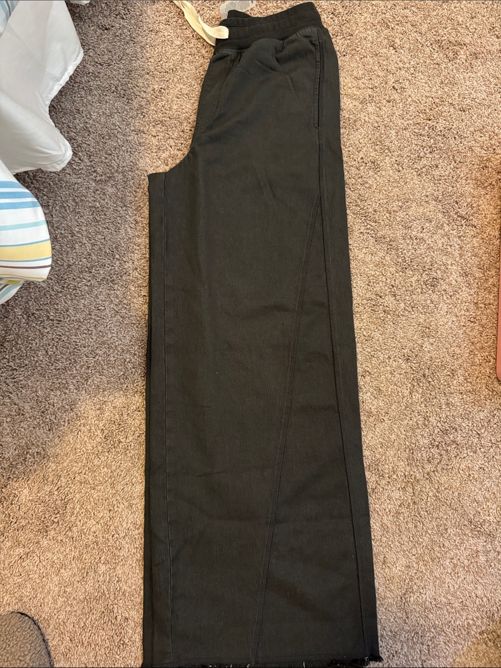 American Eagle Black Wide Leg Drawstring Pants size small